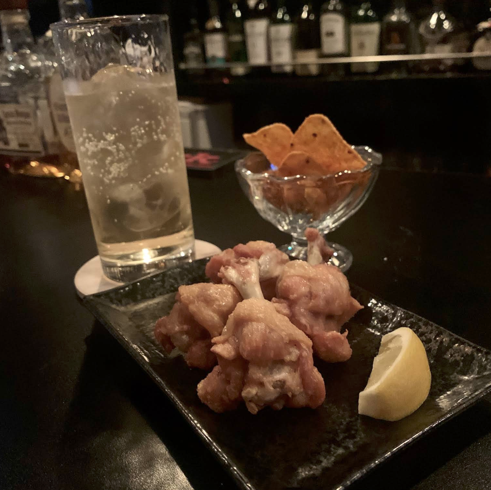 BAR 杏 店内写真2